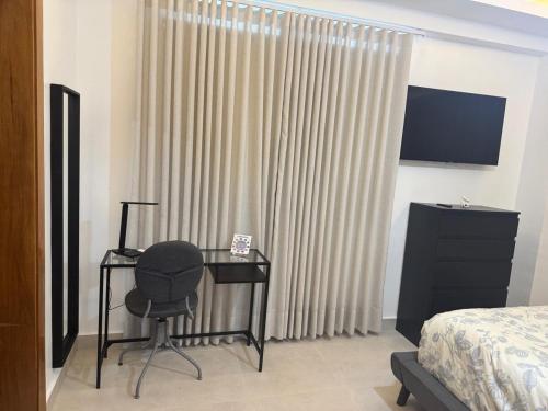 Fotografie z fotogalerie ubytování Chic City Apartment Walk to Everything! v destinaci Santo Domingo