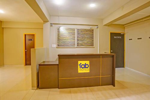 an office with a job desk in a room at FabHotel Charvi Reemz in Anjuna