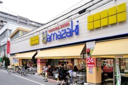 Moto Sakura 403,2 bedrooms with 4 beds, 6 people, direct access to Narita and Haneda Airports, Asakusa and Ueno area, 5 train lines available, Bicycles free rental