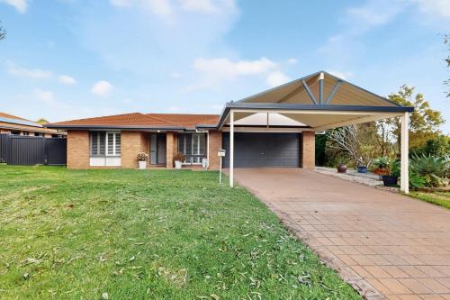 Φωτογραφία από το άλμπουμ του 4Bedroom Peaceful Springfield Home σε Goodna