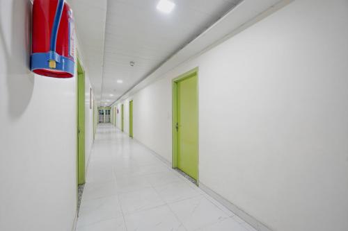 Fotografie z fotogalerie ubytování FabHotel Kalawati Palace v destinaci Lakhnaú