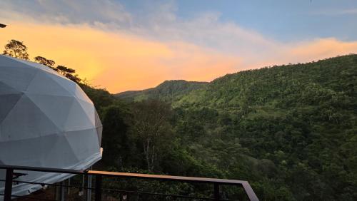 Naturlandskabet i nærheden af resortet