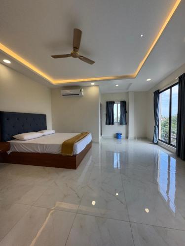 Φωτογραφία από το άλμπουμ του aish imperial inn σε Karaikal