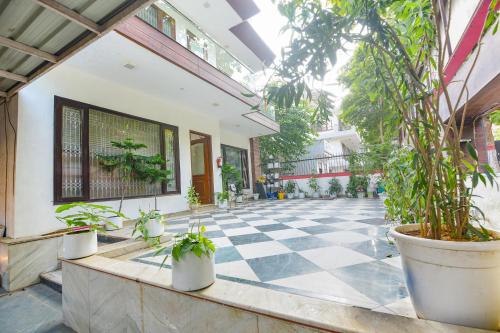 Galeriebild der Unterkunft 3BHK Luxury Apartment- LOTUS INN in Gurgaon