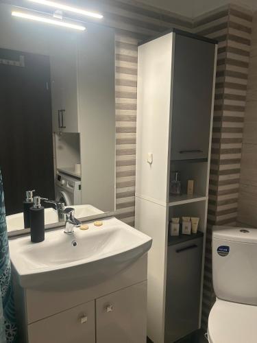 Φωτογραφία από το άλμπουμ του Kamu Military Residence Studio σε Chiajna