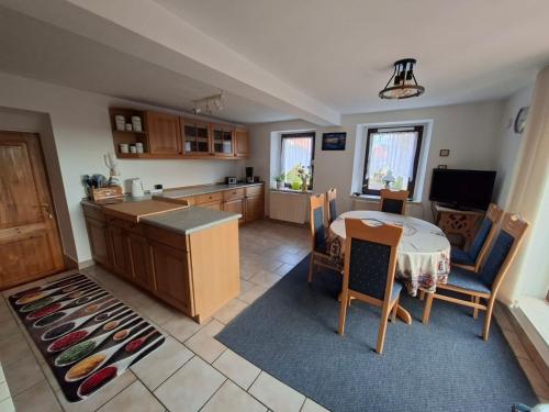 Kuchyň nebo kuchyňský kout v ubytování Ferienhaus