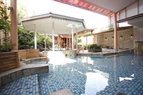 Bazén v ubytování Hotel Wellseason Hamanako nebo v jeho okolí