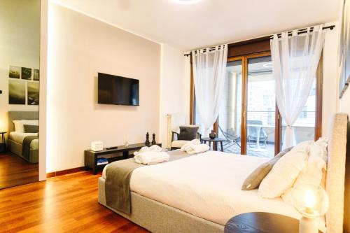 CityLife Prime Suites with Big Terrace