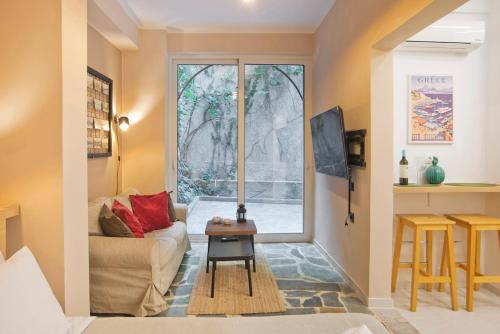 Alex Guesthouse Stylish Studio near the Sea