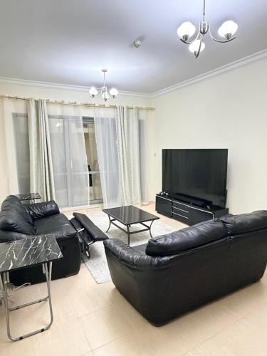 A Luxurious 1 Bedroom Apartment in Al barsha heights