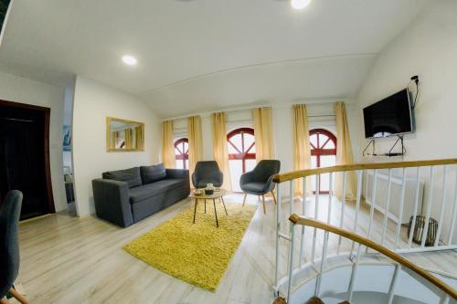 Μια τηλεόραση ή/και κέντρο ψυχαγωγίας στο PASSAGE Center