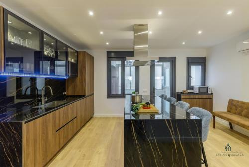 Living4Malaga Miramar Luxe Beach Apartment