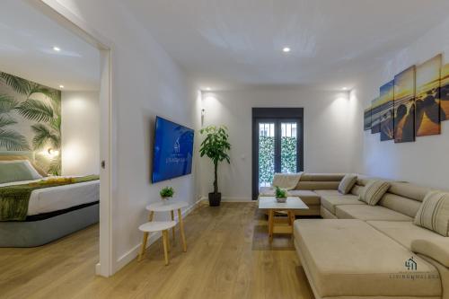 Living4malaga Miramar Luxe Beach Apartment