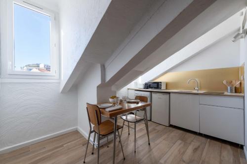 Top-Floor Studio Central Cannes