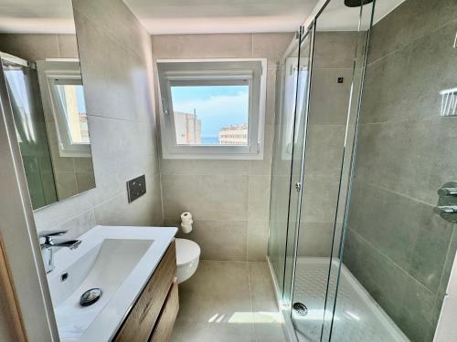 Neptuno & Diana BeachFront Central Suites