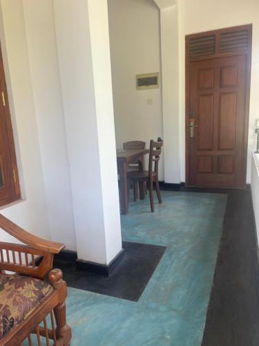 Ein Sitzbereich in der Unterkunft Royal Resort