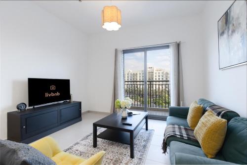 2BR in Safi Balcony Walk to Town Sq Park