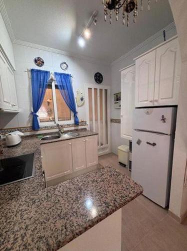 Gallery image of Welcome to your upscale coastal escape! in Tel Aviv