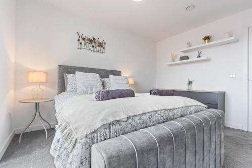 NEW 1 bed Central Birmingham Fast Wi-Fi, Smart TV photo 29
