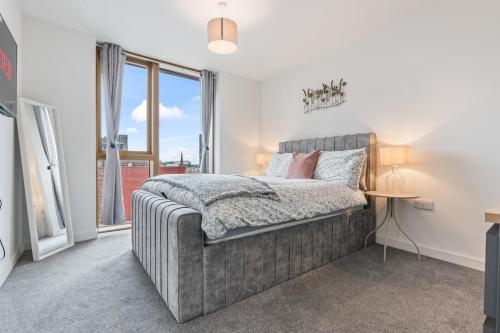 NEW 1 bed Central Birmingham Fast Wi-Fi, Smart TV photo 33