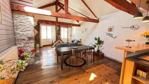 Χώρος καθιστικού στο Cosy Eglantine and Planta - Clémenceau Hypercentre