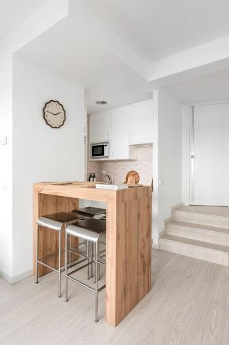 Villanueva Wood Loft