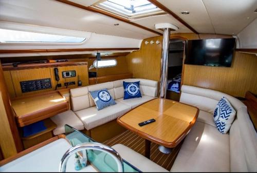 The magic of sleeping on a sailboat