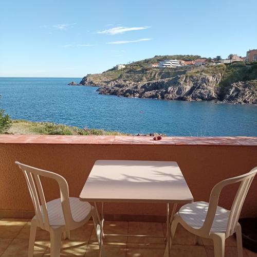 2RB38A Appartement vue sur mer et proche plage