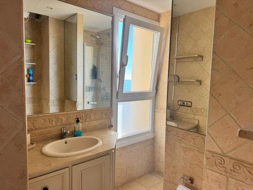Foto Neptuno Beachfront Apartments 6