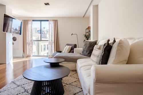 Design and Comfort 100m from La Pedrera Premium Passeig de Gràcia Location
