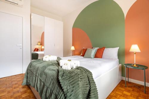 S&M Apartments- Urban stripes 2 Bedrooms near underground M2 and Navigli Milano