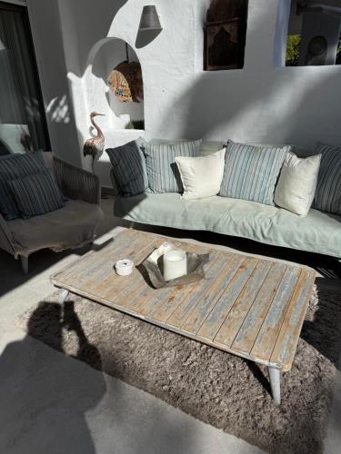 Luxury apartment in La Isla, Puerto Banus