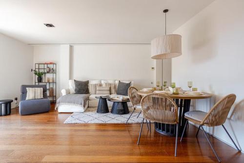 Design and Comfort 100m from La Pedrera Premium Passeig de Gràcia Location