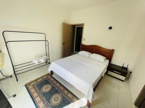 Postel nebo postele na pokoji v ubytování 3-Bedroom Apt with Oceanviews, 1min Walk to Beach - NYHA2