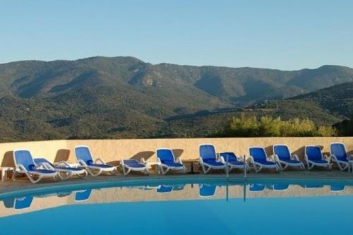 Grand F2 clim wifi lave linge vue mer résidence piscine mer à pied