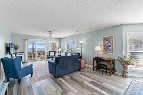 Χώρος καθιστικού στο Breezy Corner