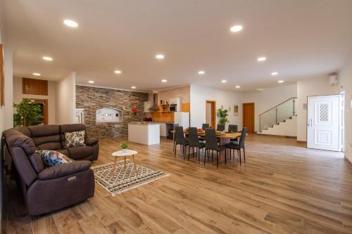 Posezení v ubytování Olive Hills Guesthouse