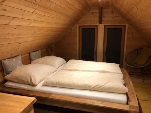 Ένα ή περισσότερα κρεβάτια σε δωμάτιο στο Pension Patz