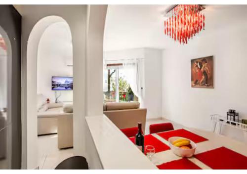 Gorgeous apartment in paradise complex