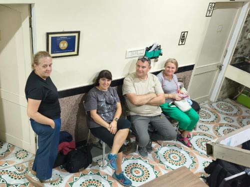 Gäste, die in der Unterkunft S'K GT House ' complete Home stay übernachten