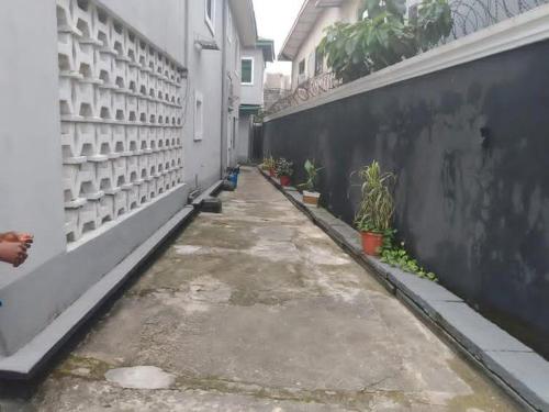 Galeriebild der Unterkunft B&L Short-let Apartments in Port Harcourt