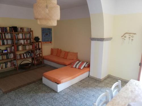 Posezení v ubytování Ferienhaus Stazzo Mit Garten In Luogosanto