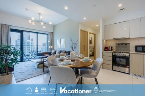Vacationer Holiday Homes I Central 2 Bedroom I Pool with Burj Khalifa Views l Downtown Dubai