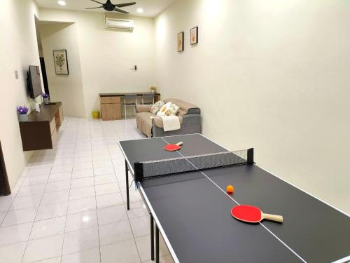 Πινγκ πονγκ στο Lighthouse Tmn Intan 6pax Water Dispenser Neflix Target ή εκεί κοντά