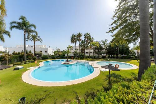 Exclusive Ground Floor with Large Garden in Puerto Banús