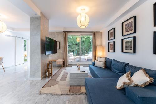 Exclusive Ground Floor with Large Garden in Puerto Banús
