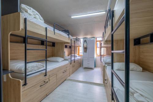 Postel nebo postele na pokoji v ubytování Oldcity Hostel