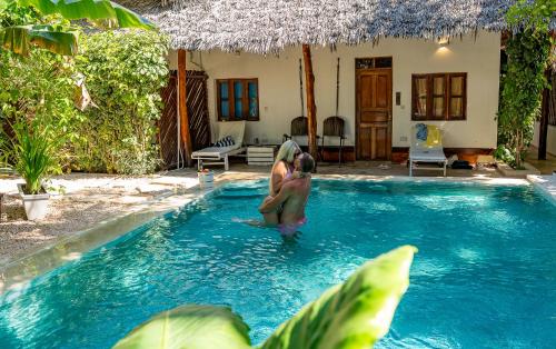 Bazén v ubytování ZAN Oasis Hotel nebo v jeho okolí