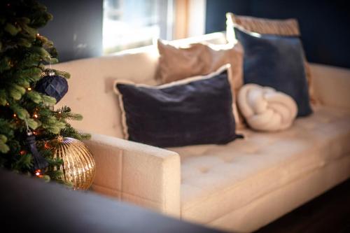 Golden View-Wyndale Living-Central Birmingham photo 12