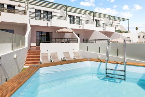 Arpon Santa Rosa 4 by Escape Home